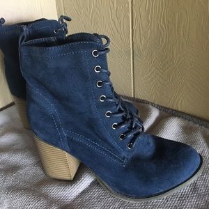 Blue Suede boots!